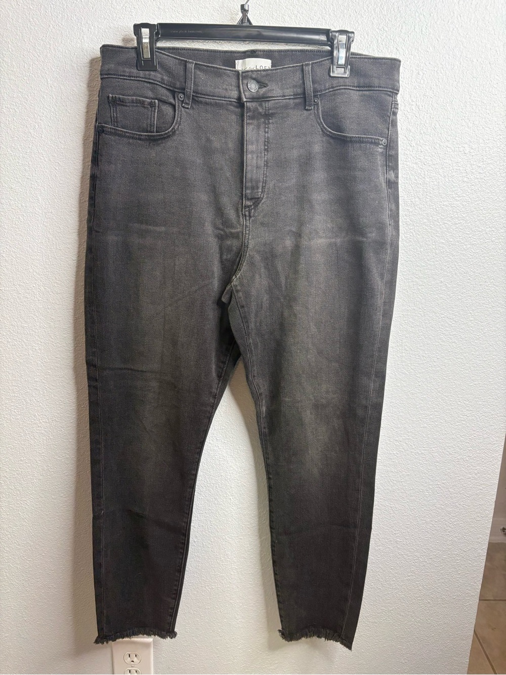 Loft The Skinny Jeans Size 14 In Black